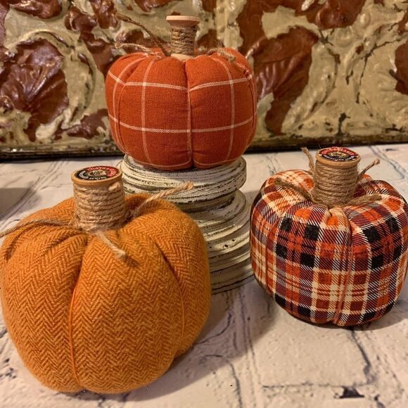 Set of 3 Fall Pumpkins - Picture 1 of 1